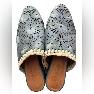Veracruz Artisan Ombre Teal “Olivetta” Mules with Cut-Out Detail size 37/US6.